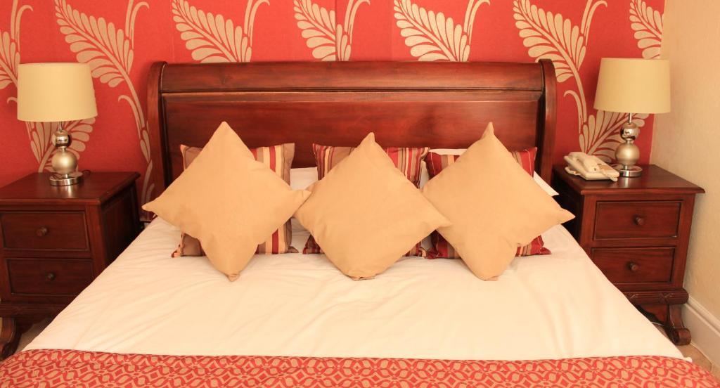 The Devil'S Punchbowl Hotel Hindhead Kamer foto