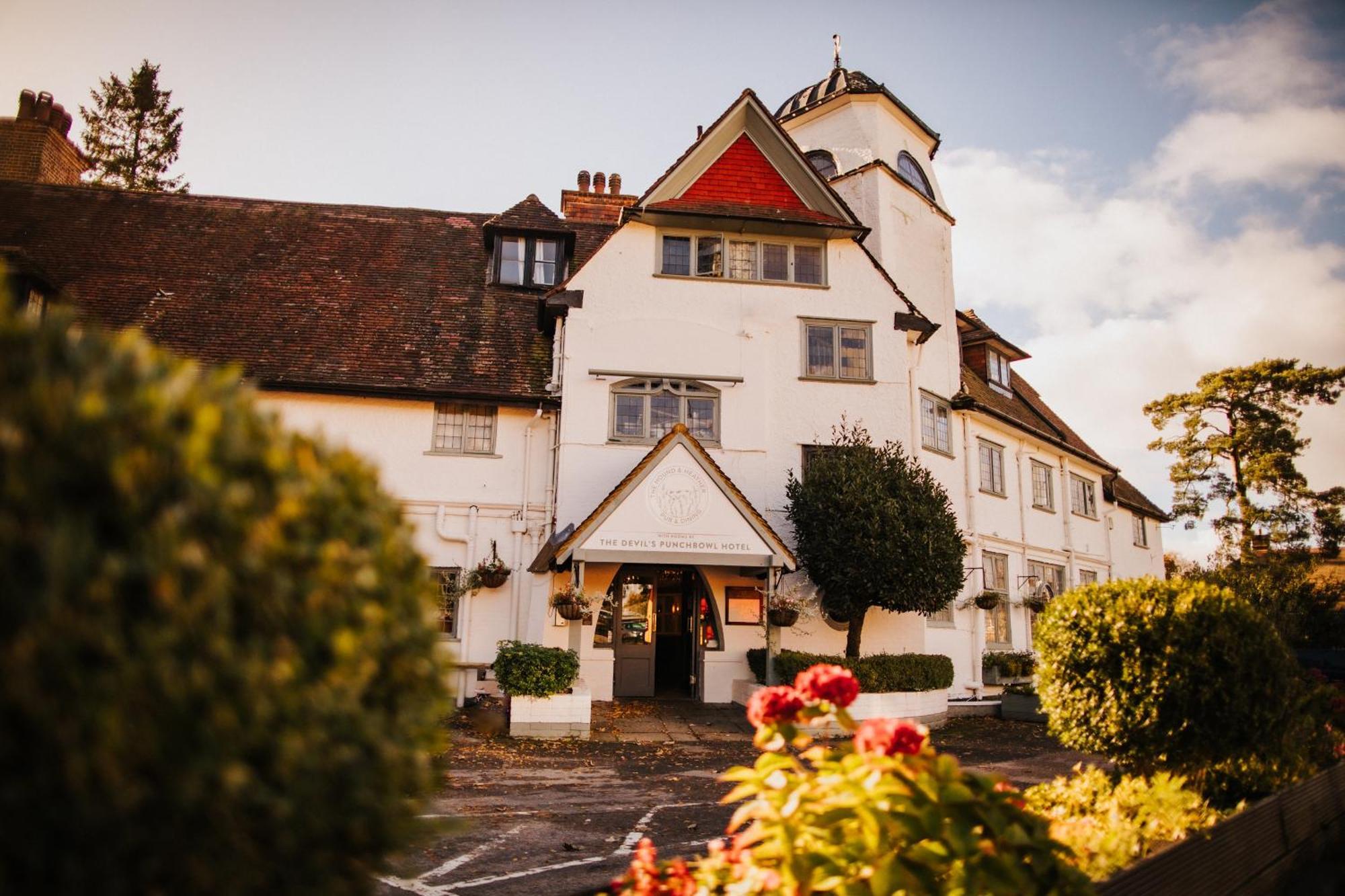 The Devil'S Punchbowl Hotel Hindhead Buitenkant foto